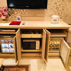 https://hotel-star-dust.hotelsinhiroshima.com